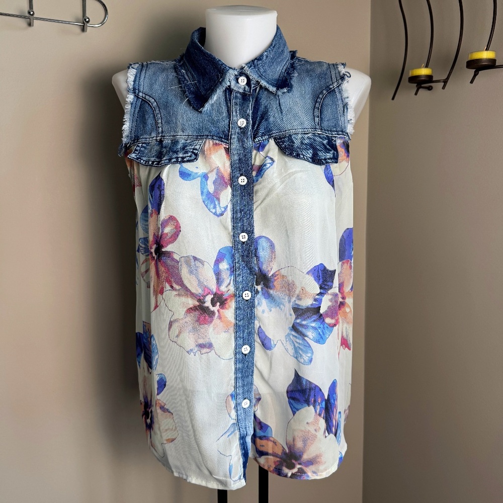 Papillion Sleeveless Denim Yoke Sheer Button Up Floral Top Size Small Festival